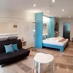 7 Apartment *