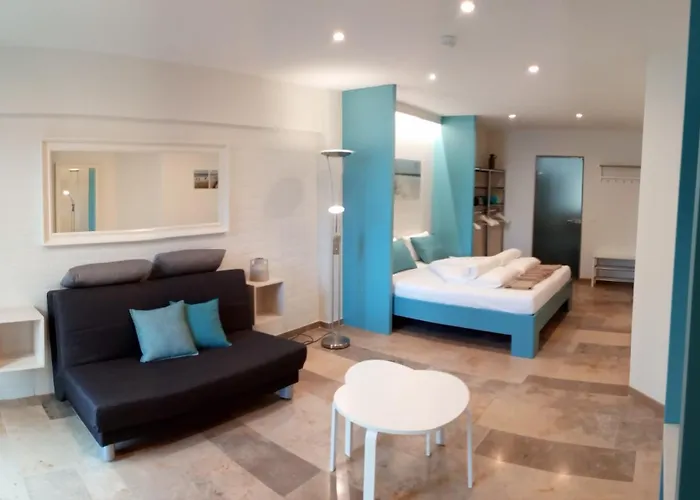 7 Διαμέρισμα *