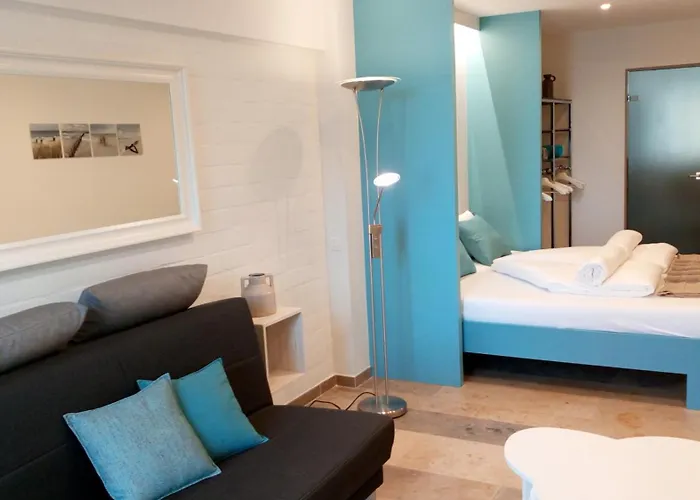 7 Διαμέρισμα *